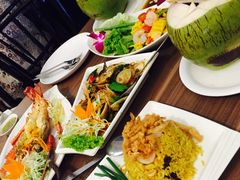 -The Dishes Seafood & Restaurant