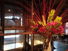 -穹六人间 people 6(岳阳路店)