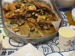 -松哥油焖大虾.小龙虾.黑鸭煲(海岸城店)
