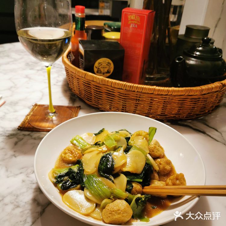 鱼丸青菜炒年糕