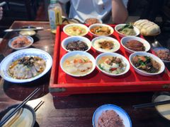 -蓝田九大碗民俗食府(蓝田店)