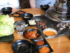 -肉甲韩国木炭烤肉(新壹街1店)