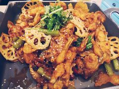 招牌悦蓉牛蛙干锅-精悦蓉(松江万达广场店)