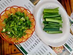 -老刘生态大鱼坊铁锅炖鱼(赛马场店)