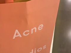 -Acne Studios(芮欧百货店)