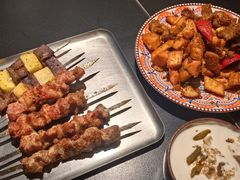 -阿里家·新疆烤肉酒場 by MIG