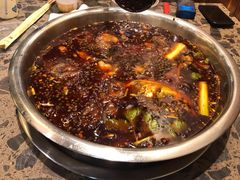 -肖肖酸萝卜鱼火锅(总店)