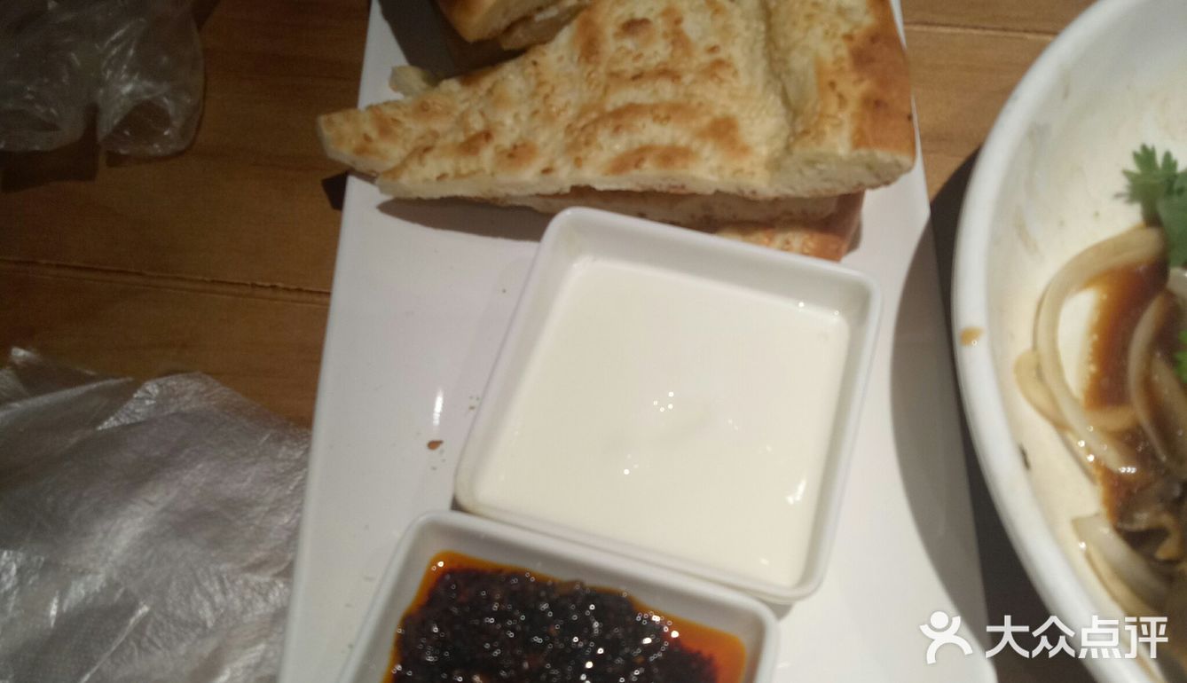 他们家羊肉串好吃的，但是我忘拍了