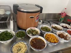 -裕新楼粉面馆·石磨手工粉(四方坪店)