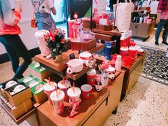 零售区-星巴克臻选(广州沙面店)