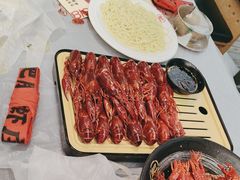-肥肥虾庄·金牌油焖大虾(东湖欢乐谷店)