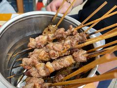 招牌烤羊肉串-炒豆合作社(东四总店)