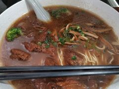 老卤肥肠面-囿面传统制面馆(中央路店)
