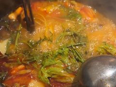 -贵府酸汤牛肉火锅·贵州老字号(飞山街店)
