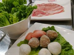 撒尿牛丸-虾吃虾涮.虾火锅.肉蟹煲(步步高梅溪新天地店)