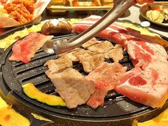 -轻烧烤肉(光谷步行街店)