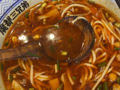 -魔都三兄弟酸辣粉·蘸卤炸串(虹桥万科店)