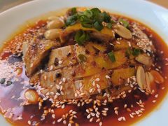 -渝信川菜 · 川味家常菜(财富购物中心店)