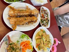 -班赞海鲜市场胖阿姨加工点