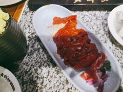 -老牌坊云南鱼豆花火锅(哈西万达店)