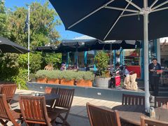 -Bully Hayes Restaurant & Bar