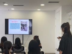 -金夫人化妆摄影职业培训学校