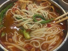 -红鼻子桂林米粉(金唐新光界店)