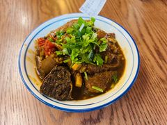 -CowCow其其·牛杂咖啡公司(六运店)