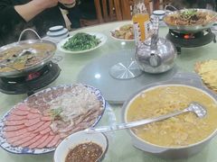 -鹤乡东北菜(崮山路店)