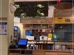 大堂-丹江口渔村·湘味厨房(桃园店)