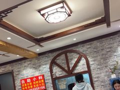 -菌之家·专业纯野生菌火锅·特色炒菌