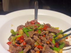 -佬麻雀·剁椒鱼头(京基KK One店)