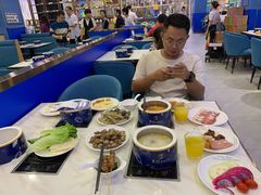 -圣琼美食百汇自助餐厅(长安万达店)