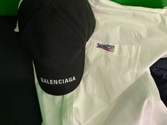 -BALENCIAGA(恒隆广场店)