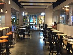 大堂-喜茶(上海正大广场店)
