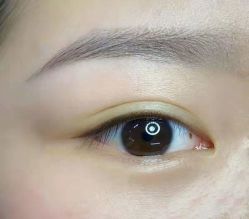 -轻妆Feel·半永久纹眉眼线