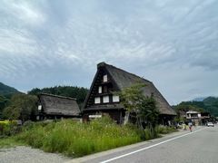 -白川乡与五箇山的合掌构造村落