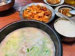 神仙雪浓汤-神仙雪浓汤(明洞店)