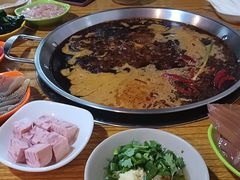 -毛毛老火锅(八年观音桥店)