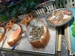 -釜御山海鲜烤肉火锅自助(新城市中心店)