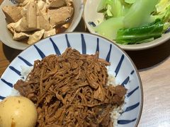 -红猪卤肉饭(大西洋美食城店)