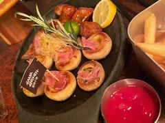-鹿萤季·营地小馆(皇后公园店)