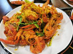 -虾弄弄海派小龙虾·牛羊蝎子火锅