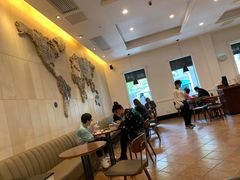 大堂-星巴克臻选(广州沙面店)