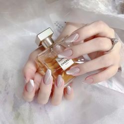 -悦指间美甲美睫