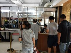 -潮镇老尾牛杂(环城西路店)