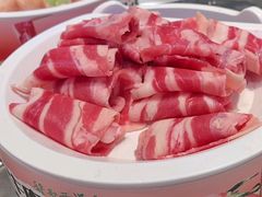 -龍歌自助小火锅(市北CBD万达店)