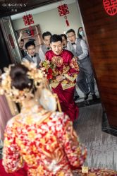 点击看大图 -GODDESS WHITE婚纱礼服(鹏城动力大厦店)