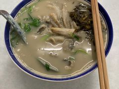 -明呈黄鱼面馆(斜土路店)