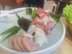 -樾餐厅泰式海鲜火锅(民歌湖店)